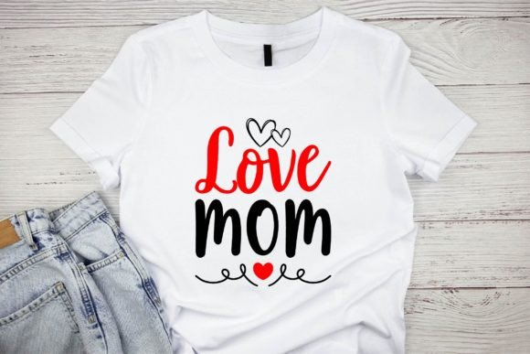 Love Mom: A Graphic Design Asset for T-Shirt Designs and Editorial Content